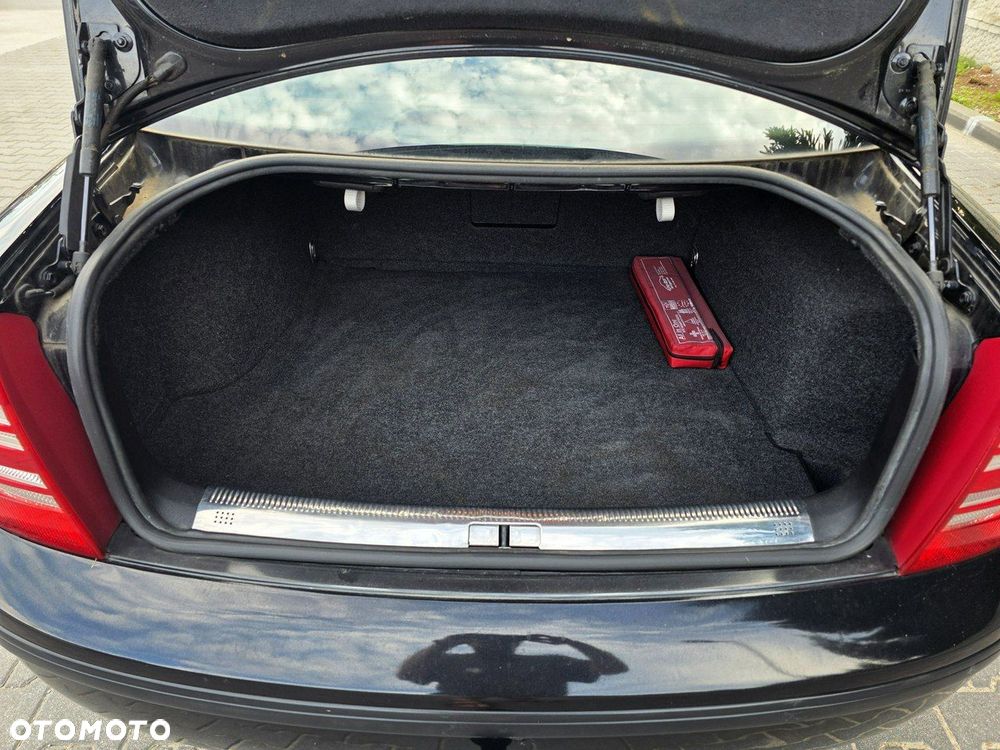 Skoda Superb 2.0 Comfort - 26