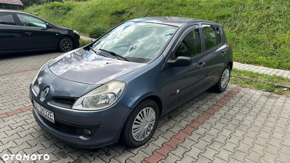 Renault Clio 1.2 16V Expression - 1