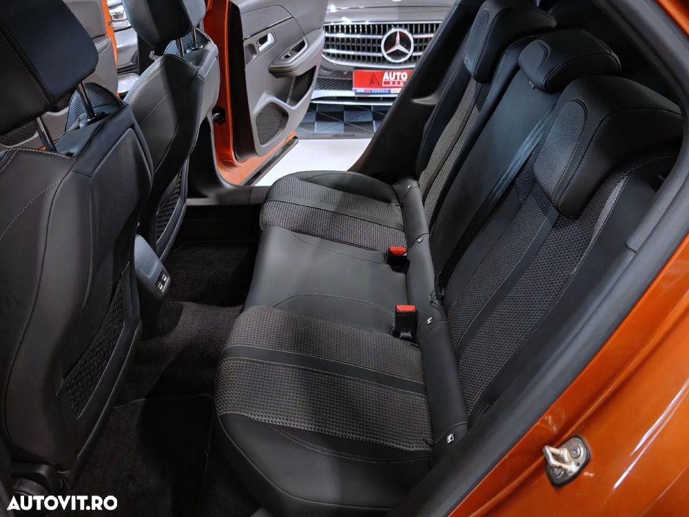 Peugeot 2008 PureTech 130 EAT8 GT - 21