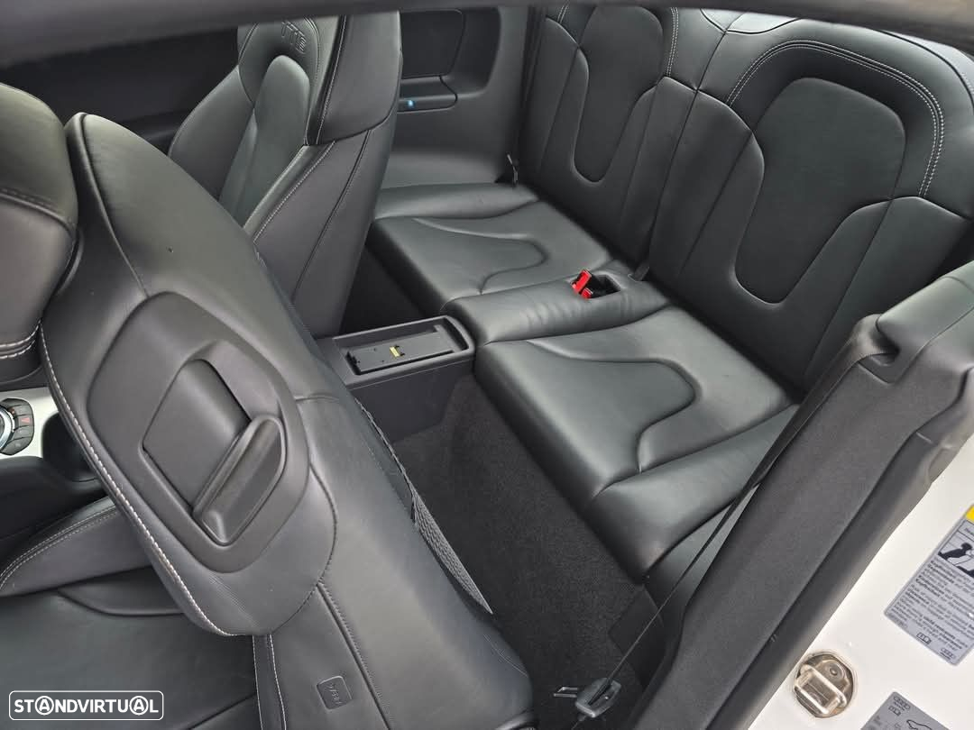 Audi TT Coupé - 19