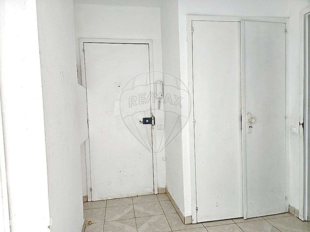 Apartamento T2 para venda - Grande imagem: 2/17