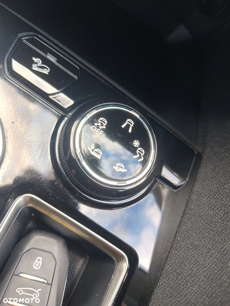 Peugeot 5008 PureTech 130 EAT8 Stop & Start Crossway - 12