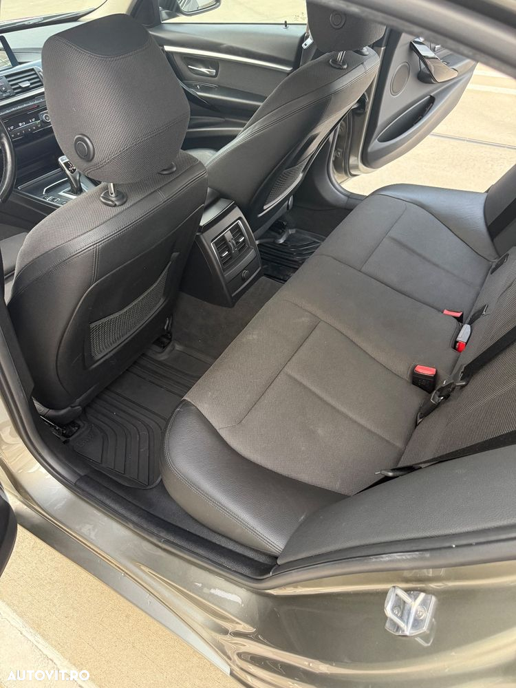 BMW Seria 3 320d xDrive AT Sport Line - 20