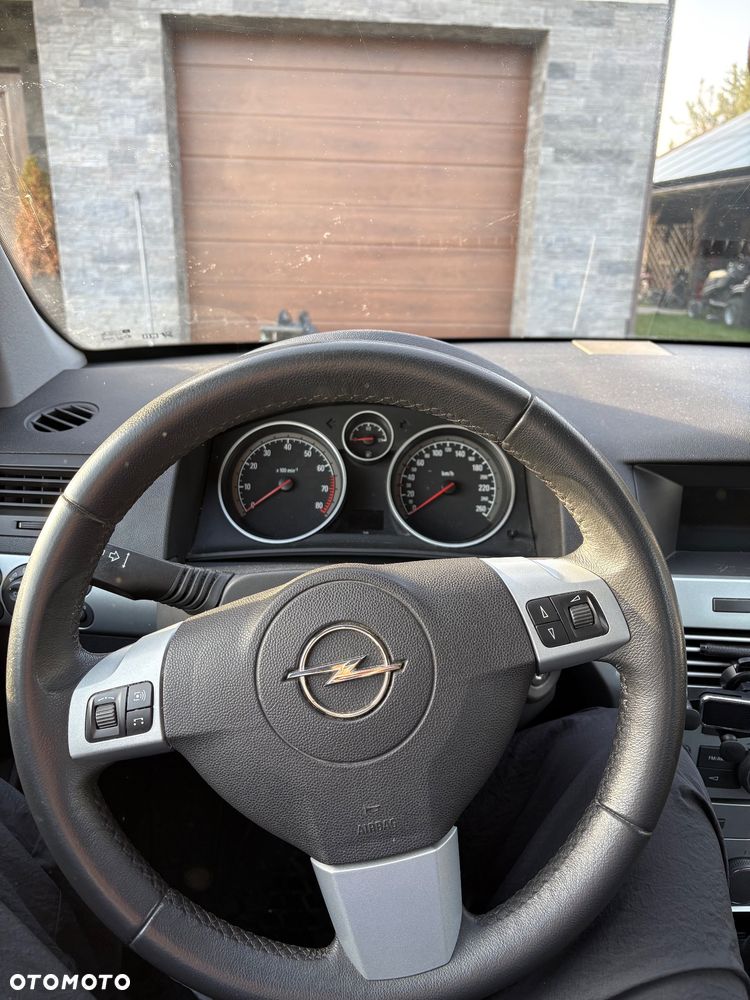 Opel Astra 1.4 - 11