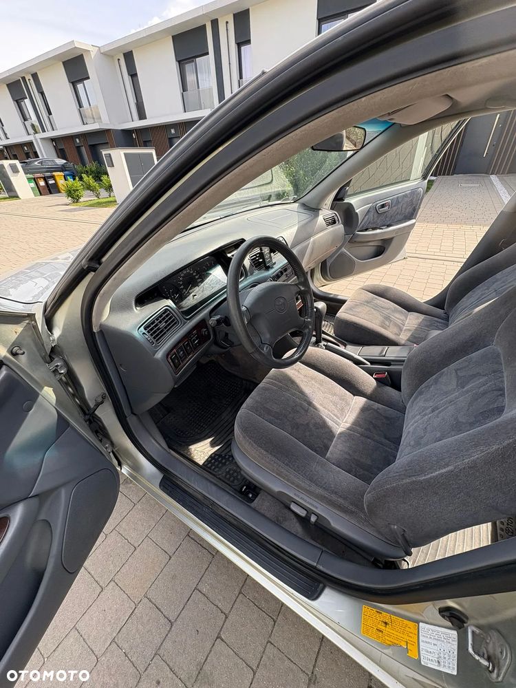 Toyota Camry - 15