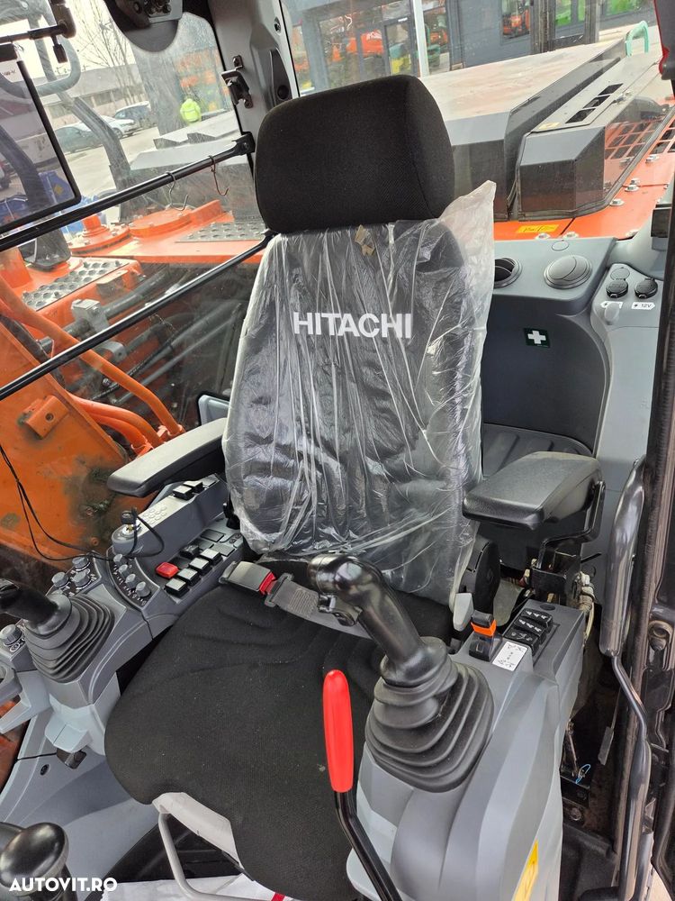 Hitachi PE ROTI, 20t, Cupa NOUA 1,2mc, 2022, 4.565h, LAMA NIVELARE si CALE, inst picon pe brate, consum mediu 7 litri pe ora, Ad sapare 6m, ridica 7 tone, latime 2,49m, Inst picon, camera spate, camere laterale, ULTIMA GENERATIE seria 7,  PROMOTIE-116.900Eur - 9