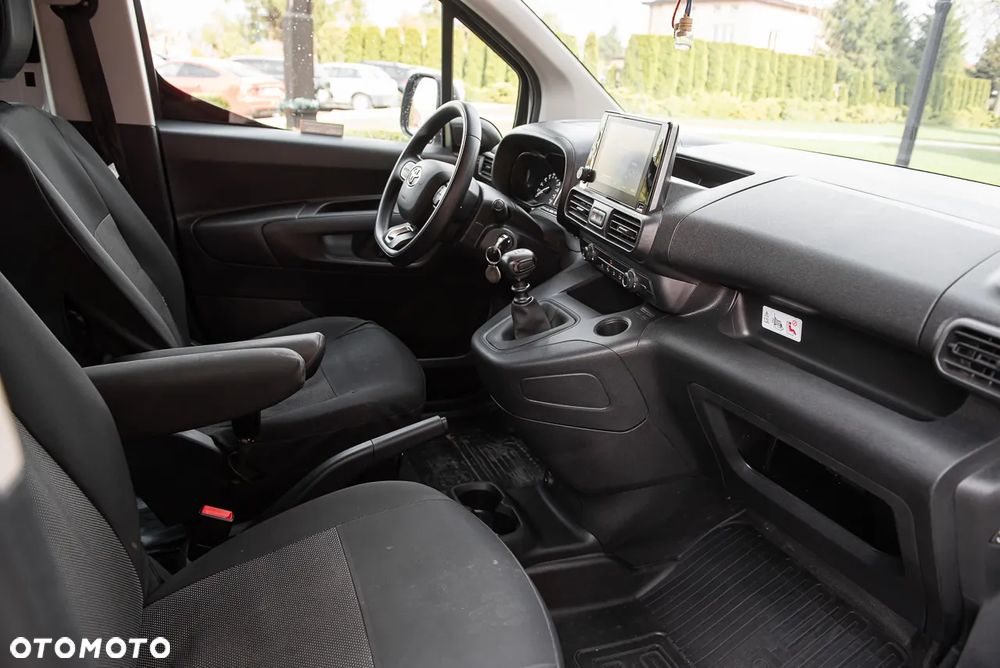 Toyota Proace City D-4D Long 2,3t Active (bryg.) - 21