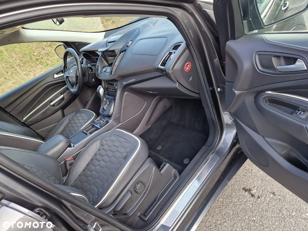 Ford Kuga - 14