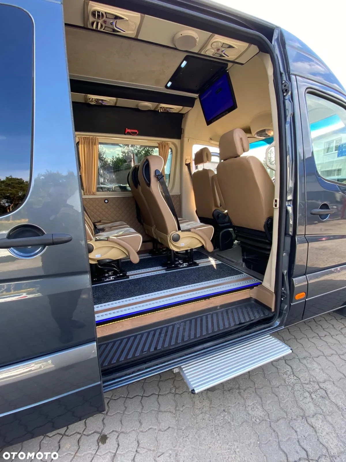 Mercedes-Benz Sprinter - 7