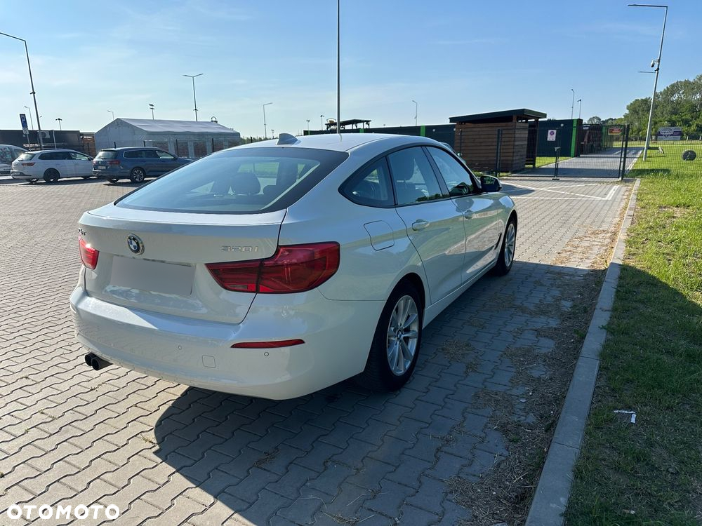 BMW 3GT 320i Advantage - 6