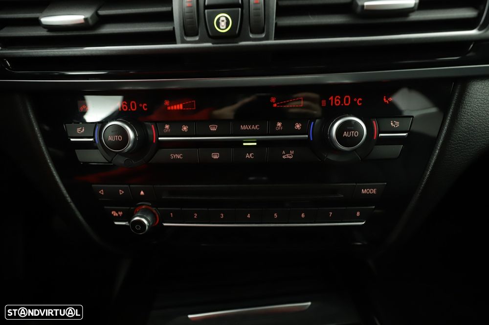 BMW X5 25 d sDrive Comfort 7L - 16
