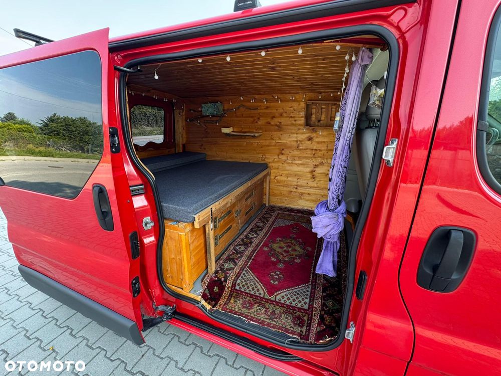 Opel Vivaro - 18