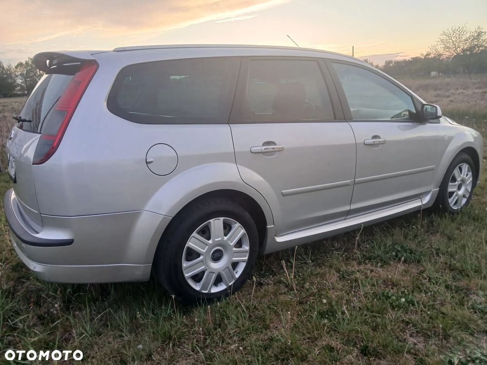 Ford Focus - 16