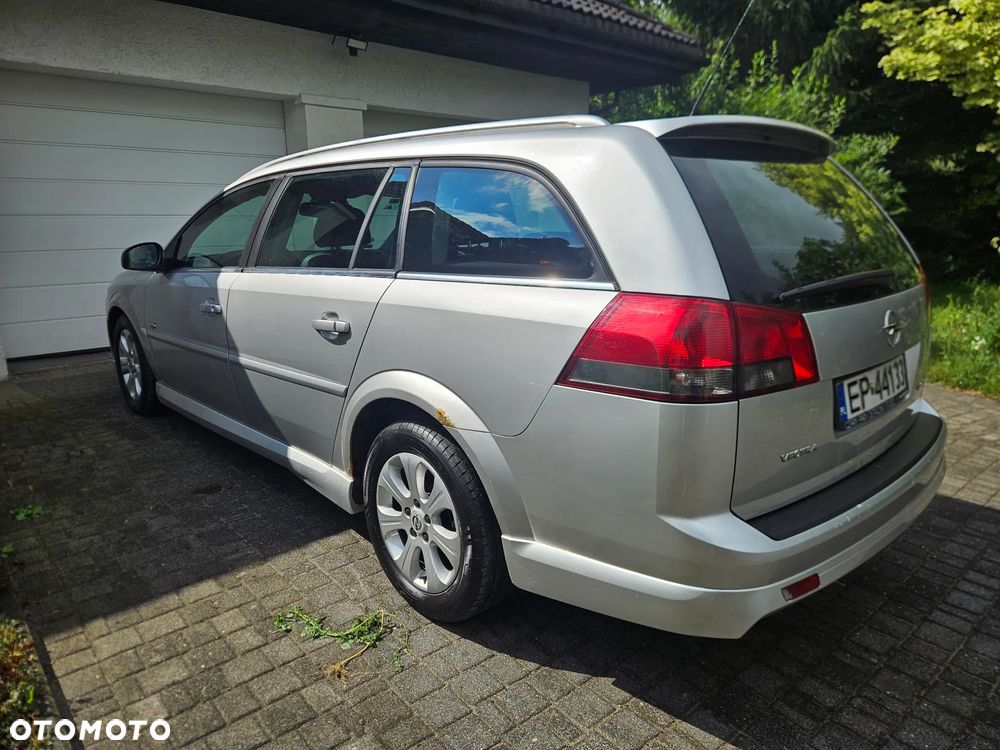Opel Vectra 1.9 CDTI Cosmo - 4