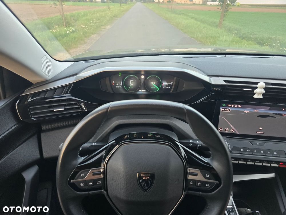 Peugeot 308 1.2 PureTech Allure S&S - 11