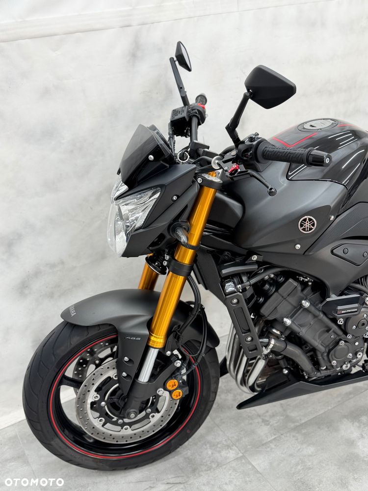 Yamaha FZ8 - 17