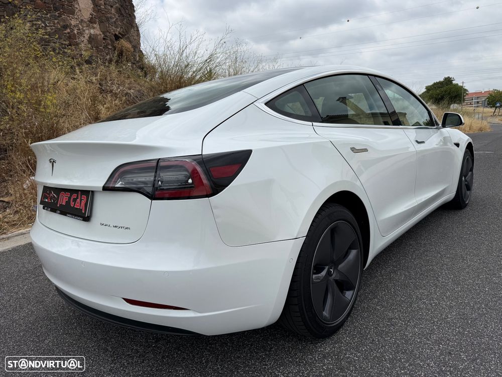 Tesla Model 3 AWD Dual Motor Performance — fotografia 4