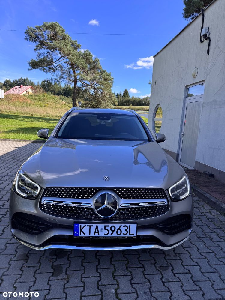 Mercedes-Benz GLC 220 d 4Matic 9G-TRONIC AMG Line - 3