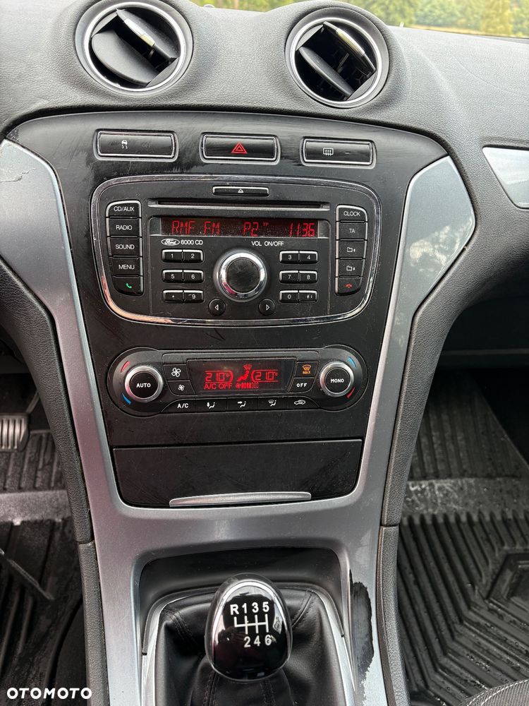 Ford Mondeo 1.6 TDCi Ambiente - 15