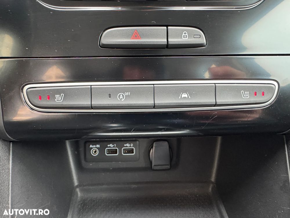 Renault Megane BLUE dCi 115 BUSINESS EDITION - 23