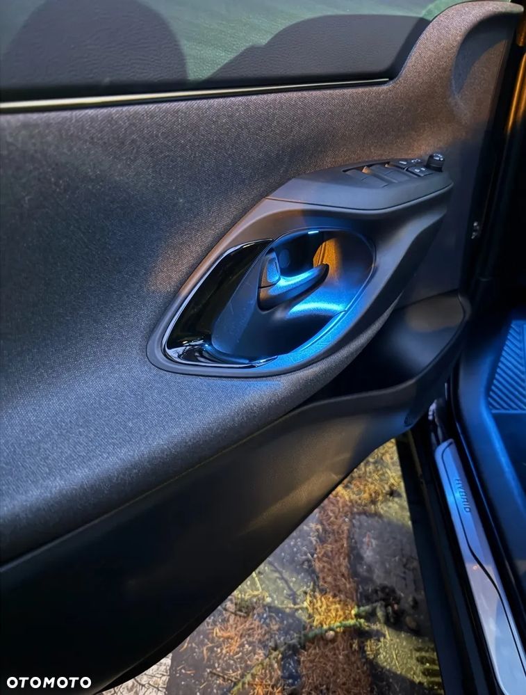 Toyota Yaris Hybrid 1.5 Premiere Edition - 22