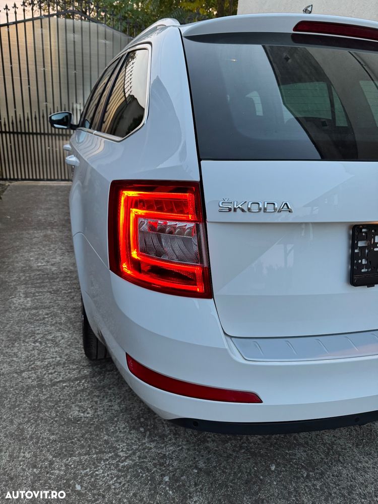 Skoda Octavia Combi 1.6 TDI (Green tec) Ambition - 6