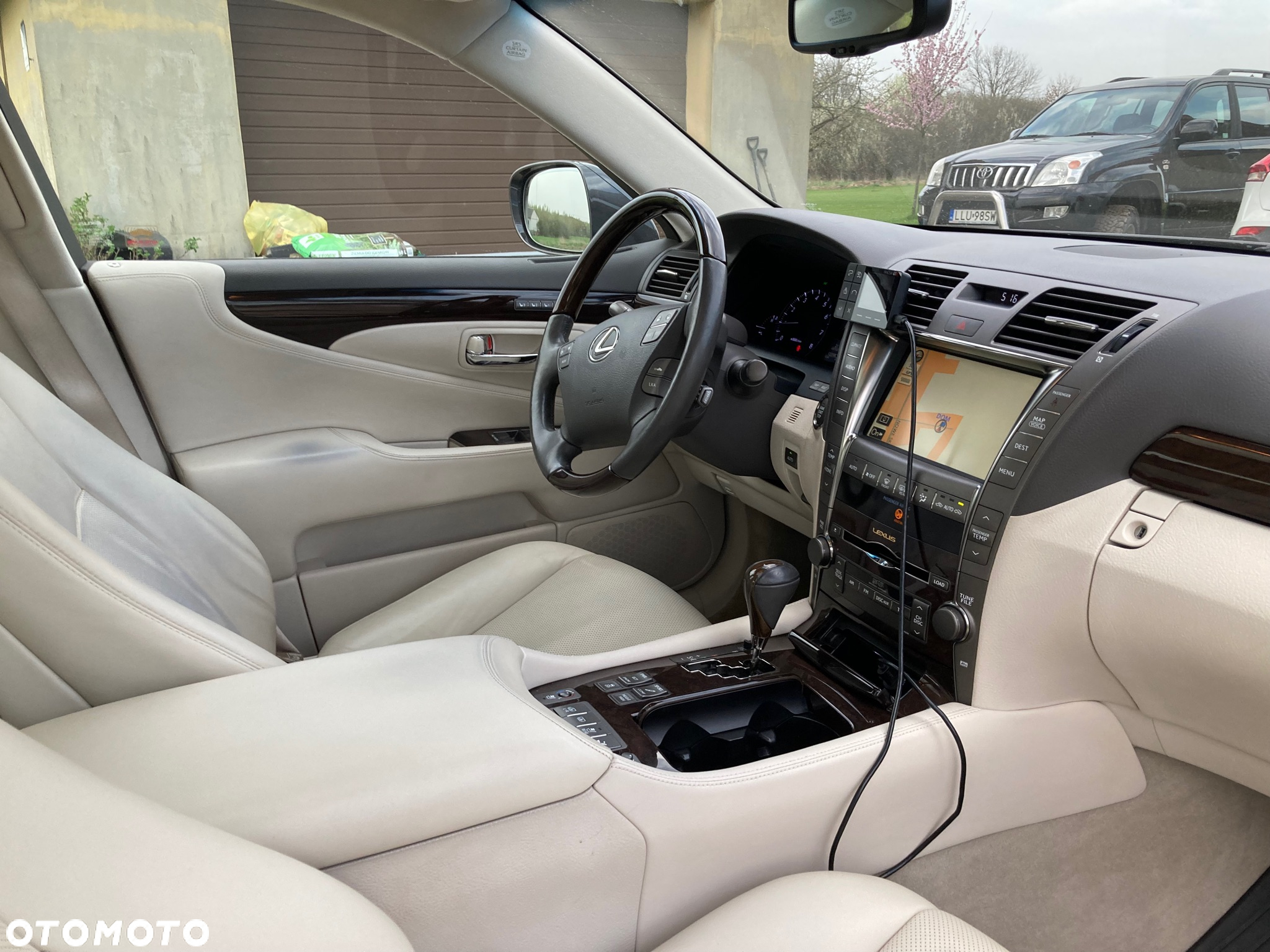 Lexus LS 460 Superior - 27