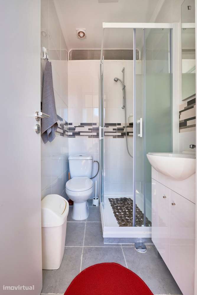 Quarto - localizado em Arroios Lisbon - Grande imagem: 3/47