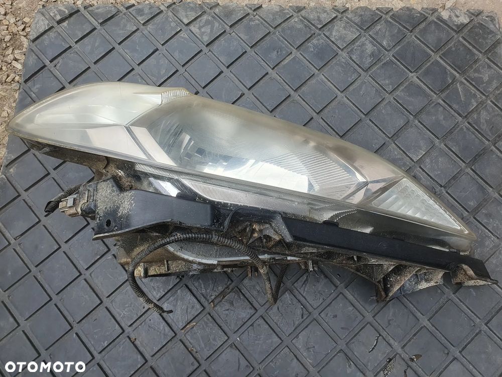 HONDA FR-V I BE 04-09 REFLEKTOR PRAWY ORYGINAŁ STANLEY + ŚLIZG + WTYCZKI - 3