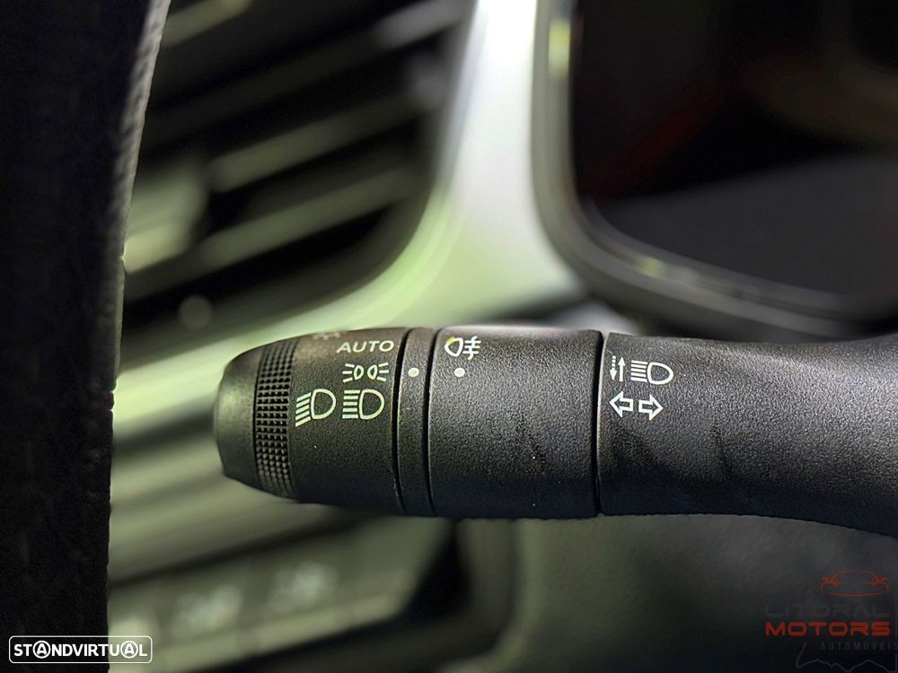 Renault Captur 1.0 TCe Techno - 23