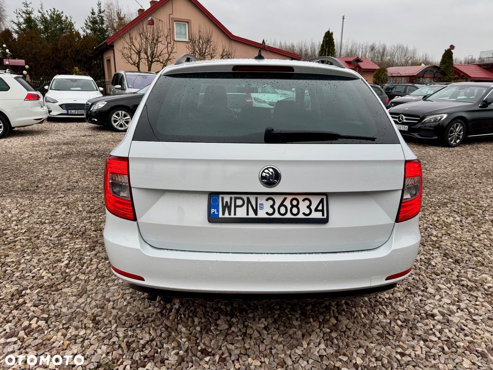 Skoda Superb 1.6 TDI GreenLine - 11