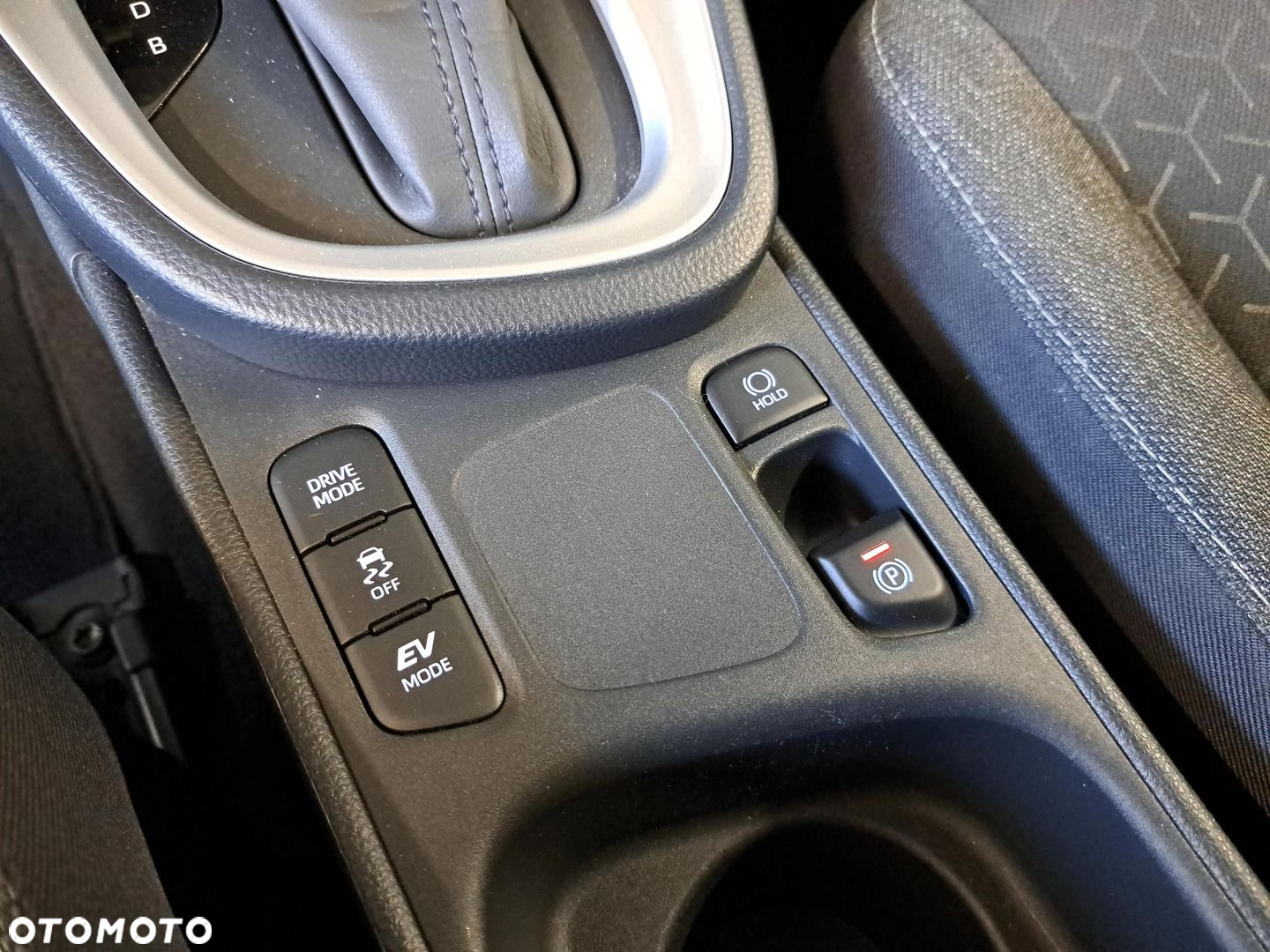 Toyota Yaris Cross - 25