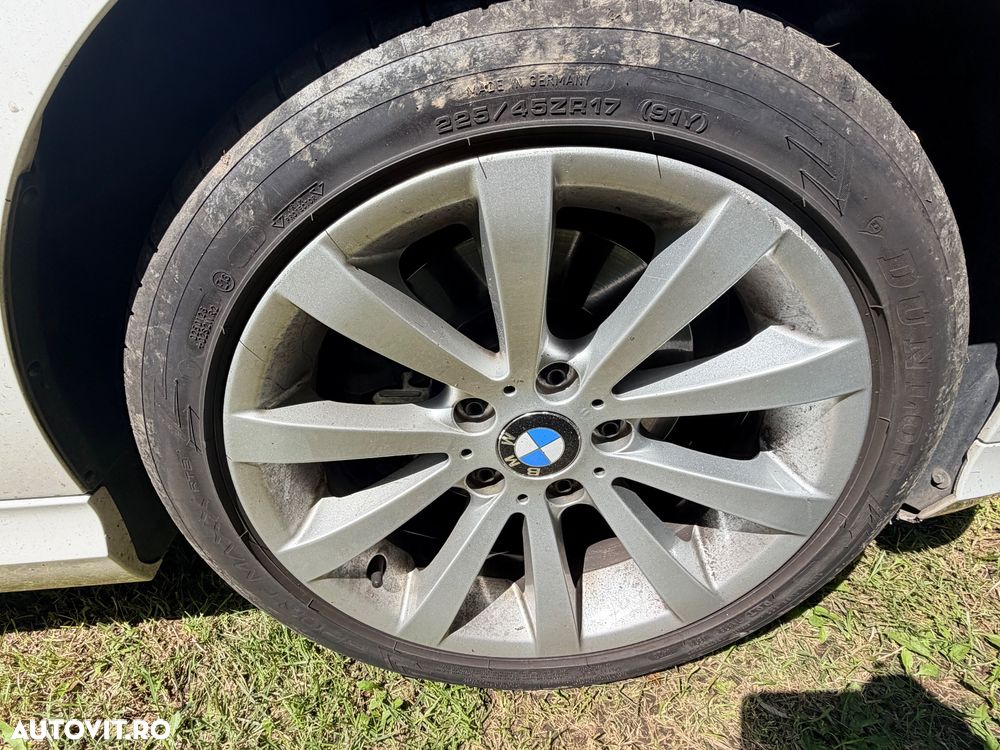BMW 3 Series 2011 — imagine 8