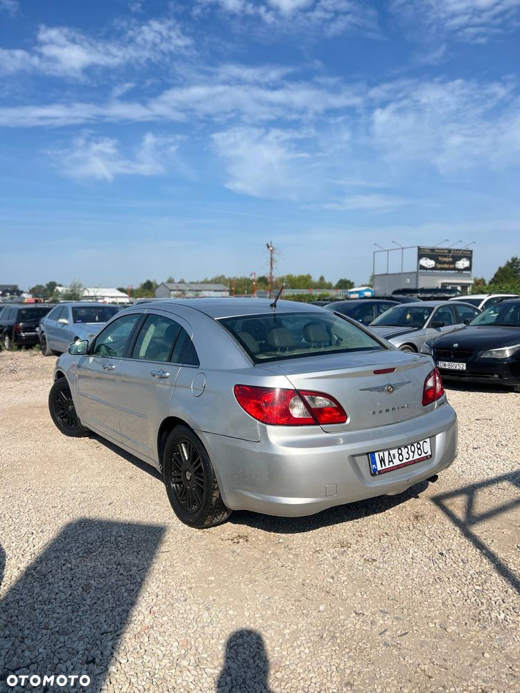 Chrysler Sebring - 4
