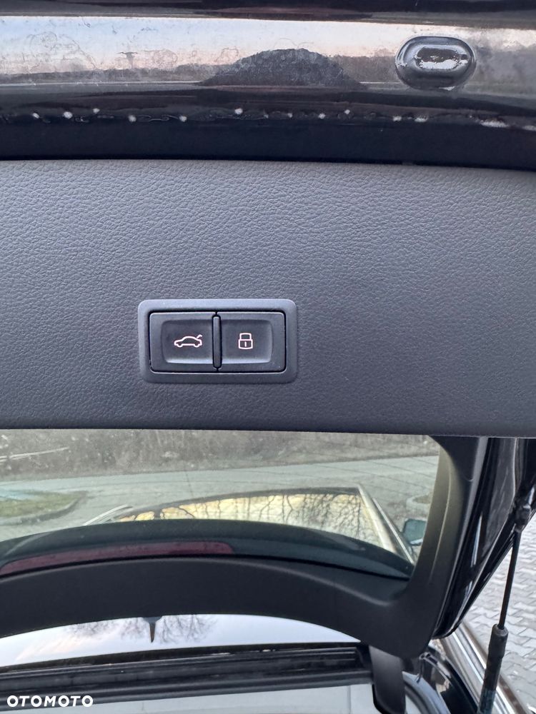 Audi A6 Avant 2.0 TDI Ultra DPF S tronic - 16