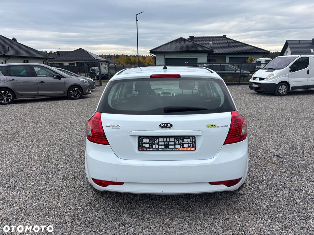 Kia Ceed 1.4 CVVT Attract - 5