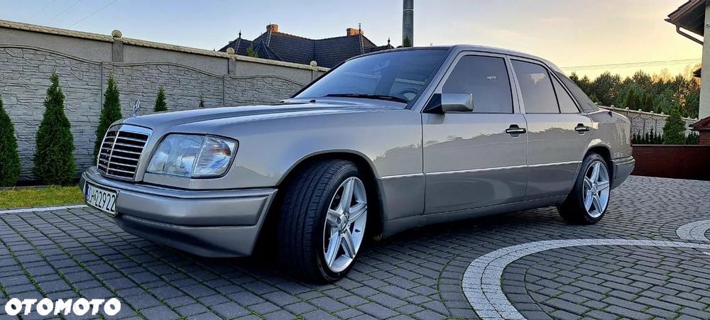 Mercedes-Benz Klasa E - 2