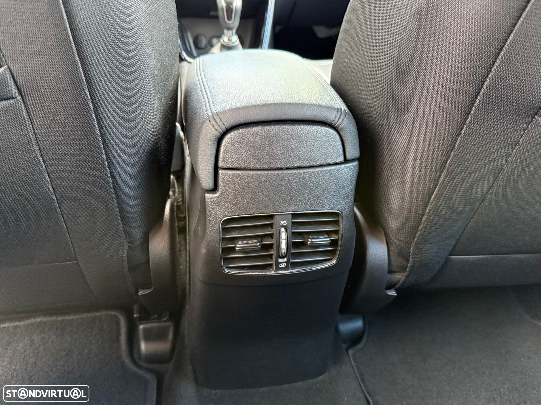 Kia Ceed SW 1.0 T-GDI GT Line - 25