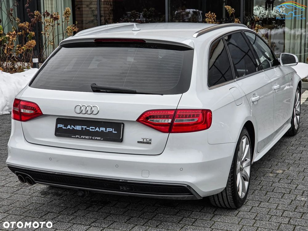 Audi A4 Avant 2.0 TDI DPF clean diesel quattro S tronic S line Sportpaket - 12