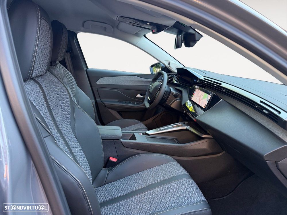 Peugeot e-308 58 kWh Allure - 13
