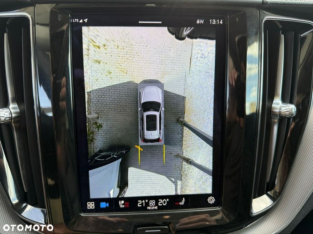 Volvo XC 60 - 33