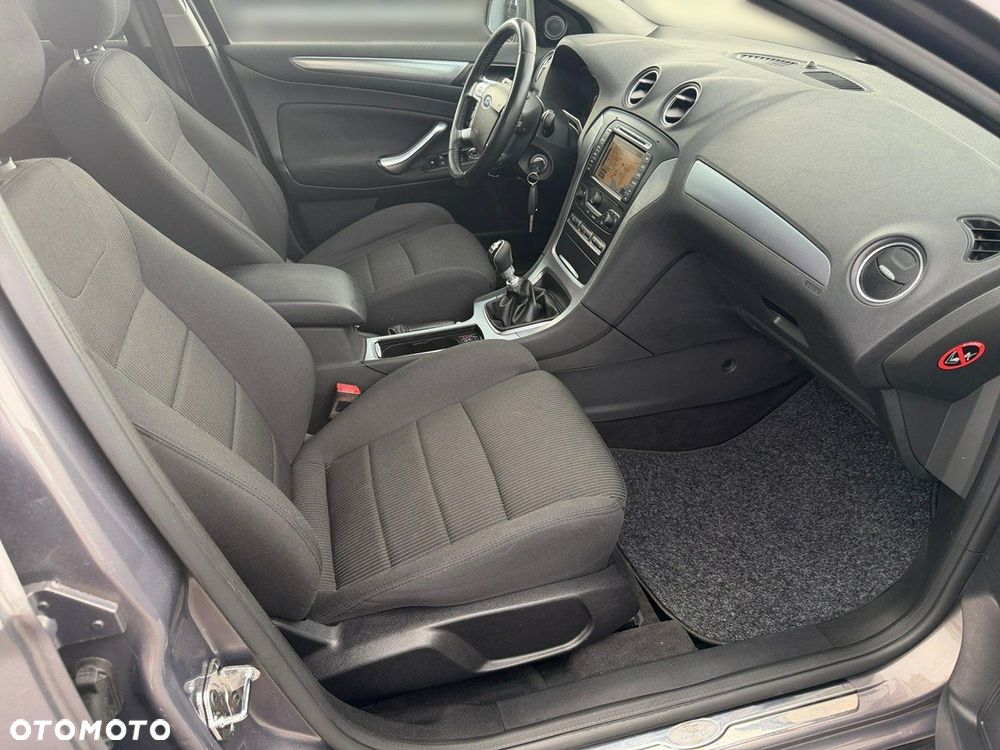 Ford Mondeo - 19