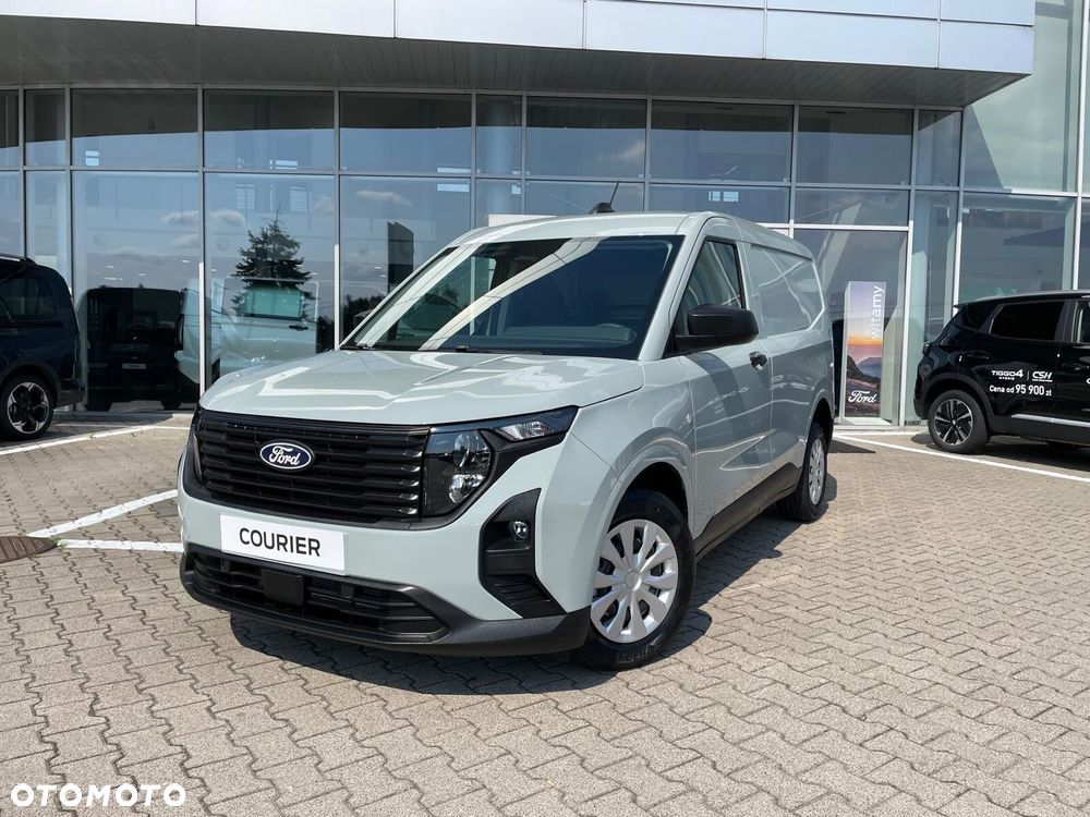 Ford Transit Courier - 4