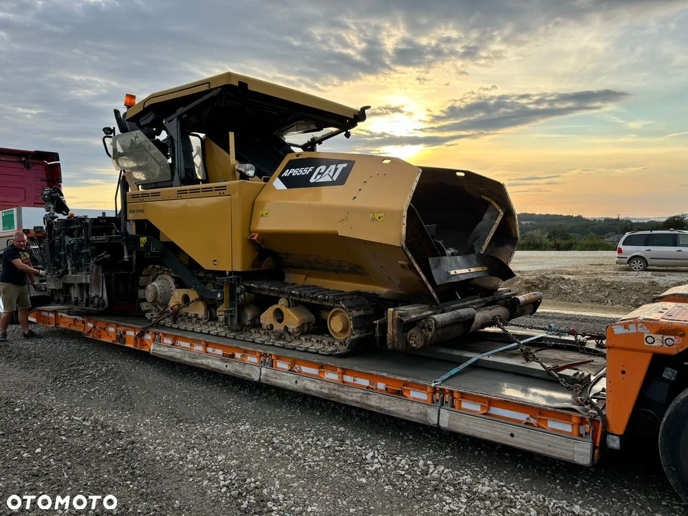 Caterpillar AP655F - 1