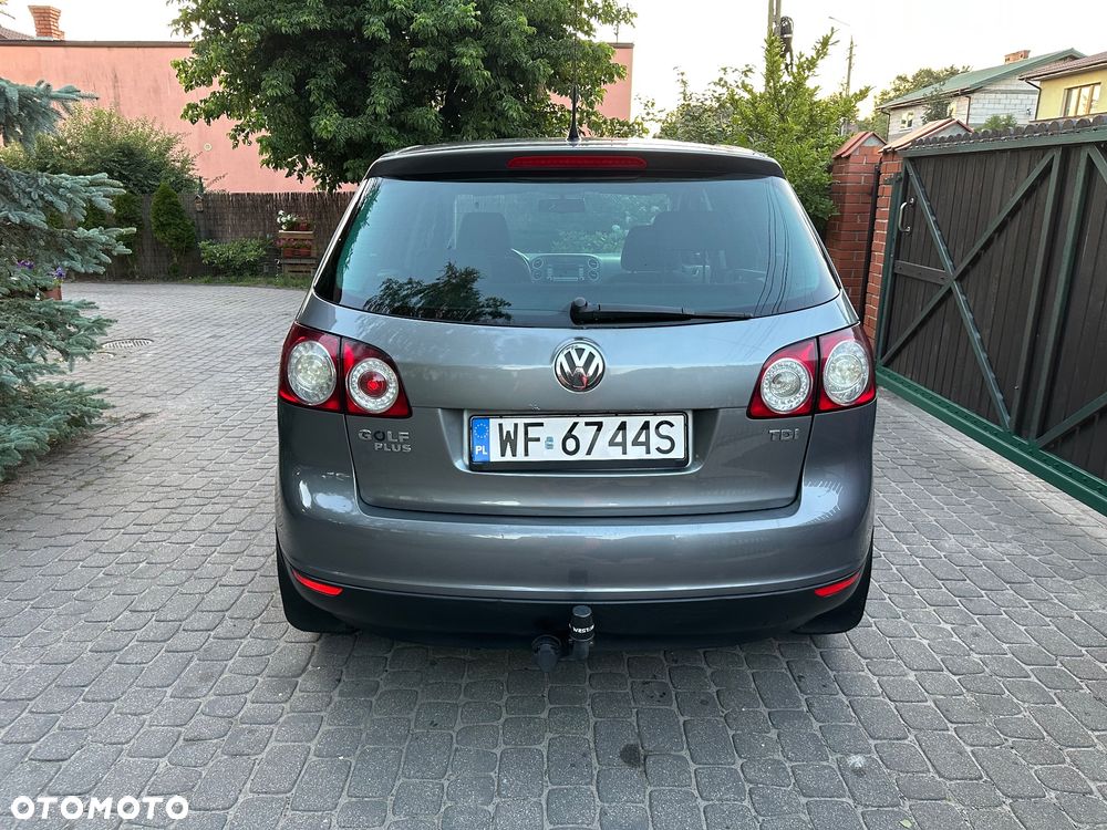 Volkswagen Golf Plus - 9