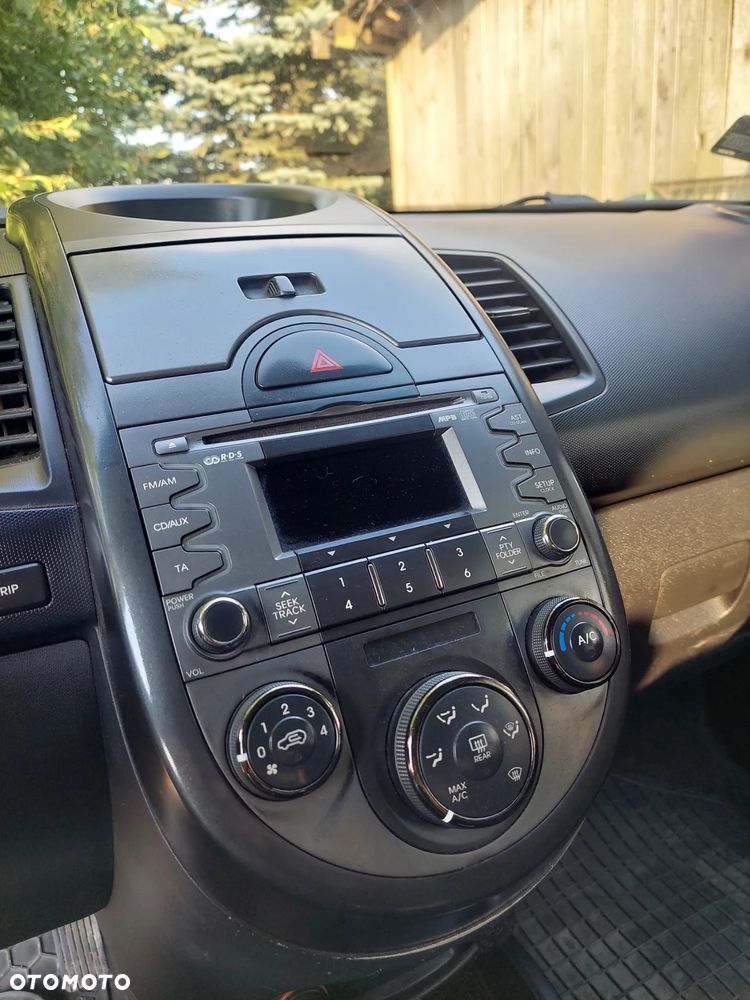 Kia Soul 1.6 CVVT - 12