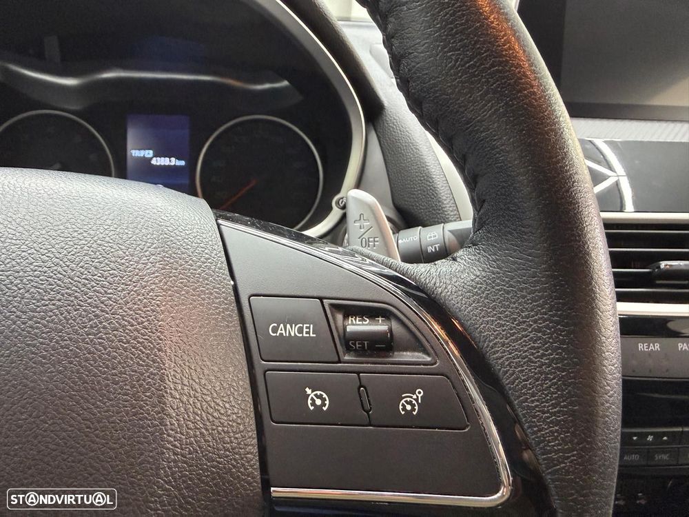 Mitsubishi Eclipse Cross 1.5 MIVEC Intense CVT - 18