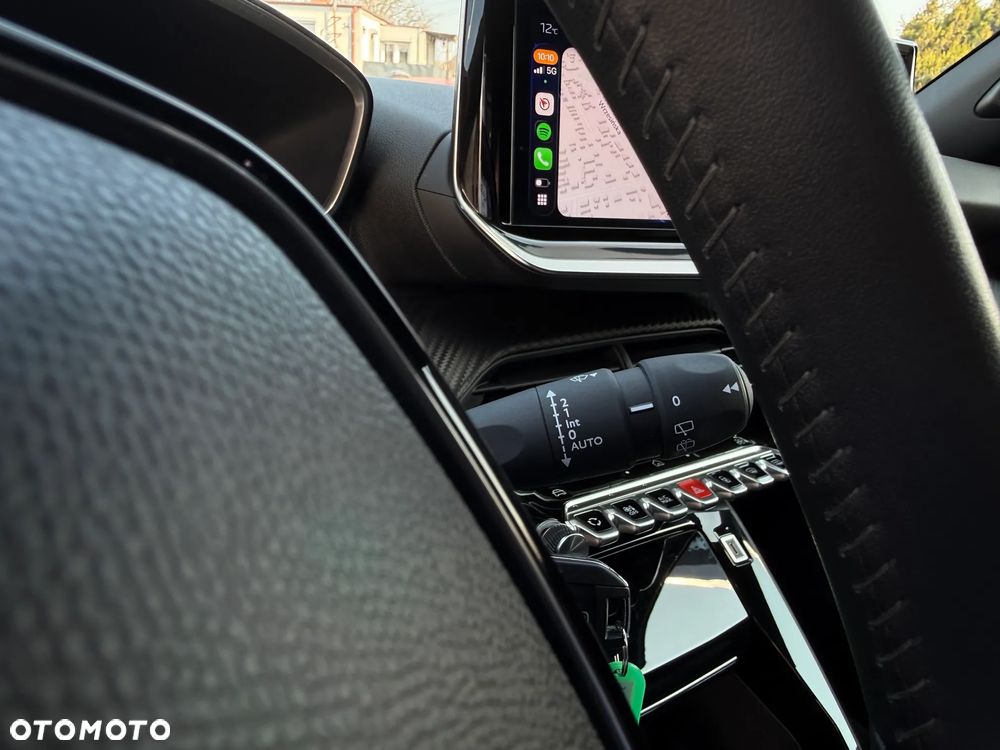 Peugeot 2008 Benzin 100 Allure - 19