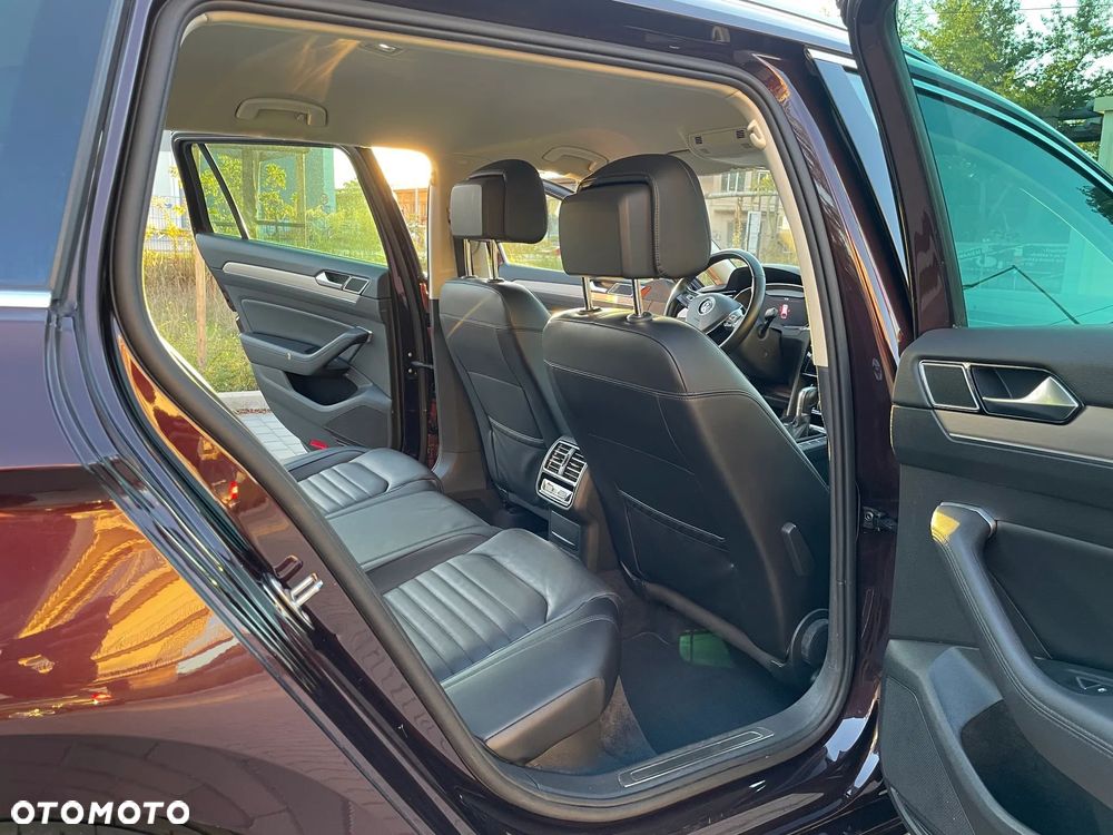 Volkswagen Passat Variant 2.0 TSI BMT Highline DSG - 11