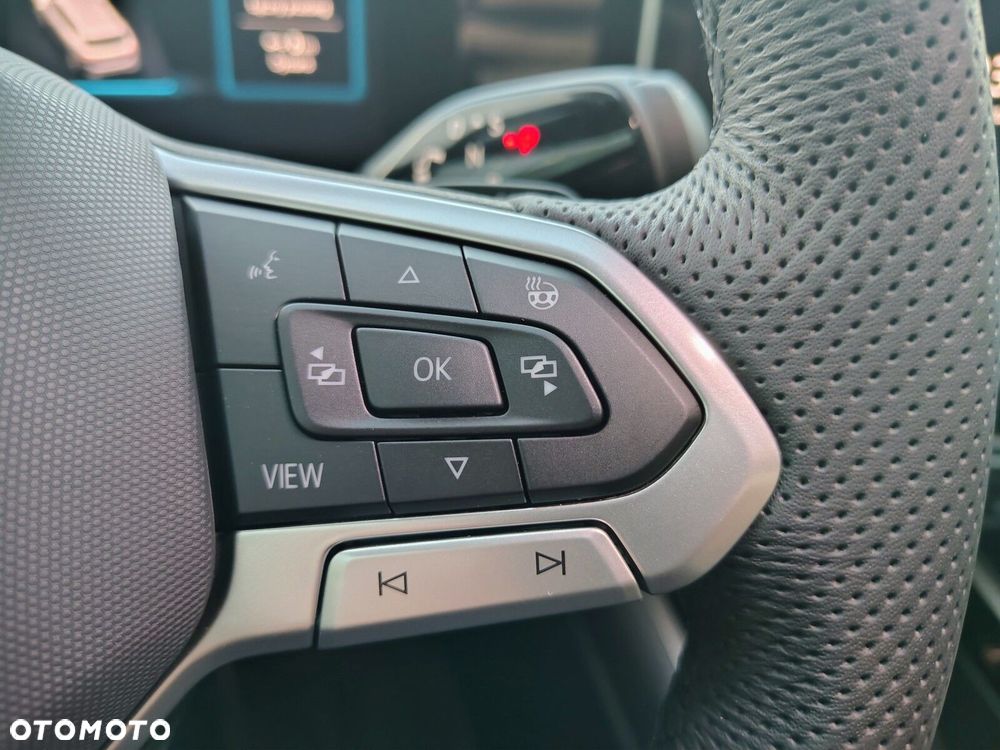 Volkswagen Passat - 17